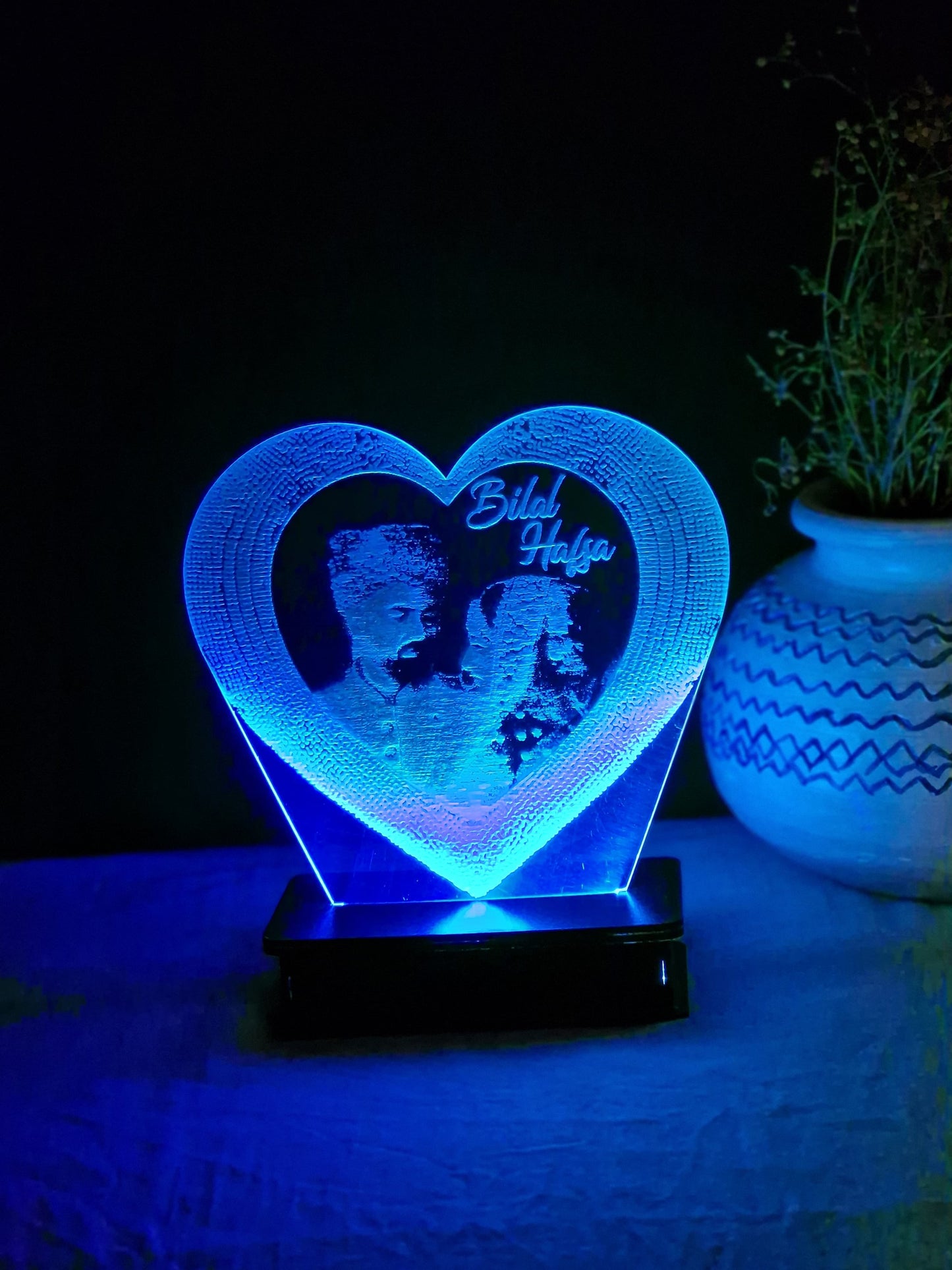 P5-  Picture in Heart  Customized Picture Illusion Lamp