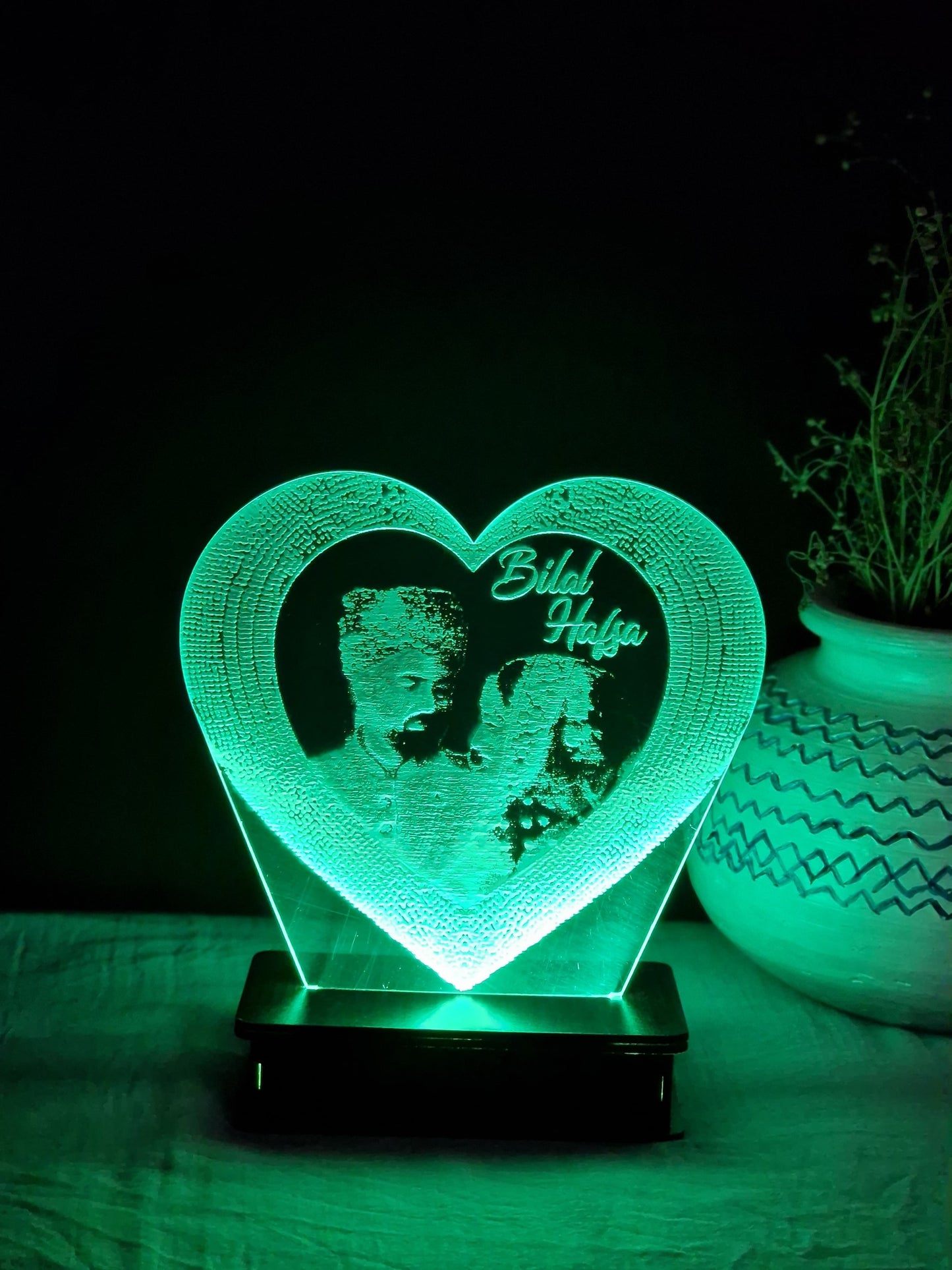 P5-  Picture in Heart  Customized Picture Illusion Lamp